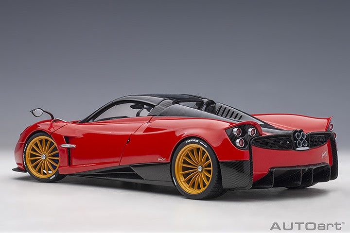 Pagani Huayra Roadster Rosso Monza / Red -  AUTOART -  1/18 - 78287  -  Passion Diecast