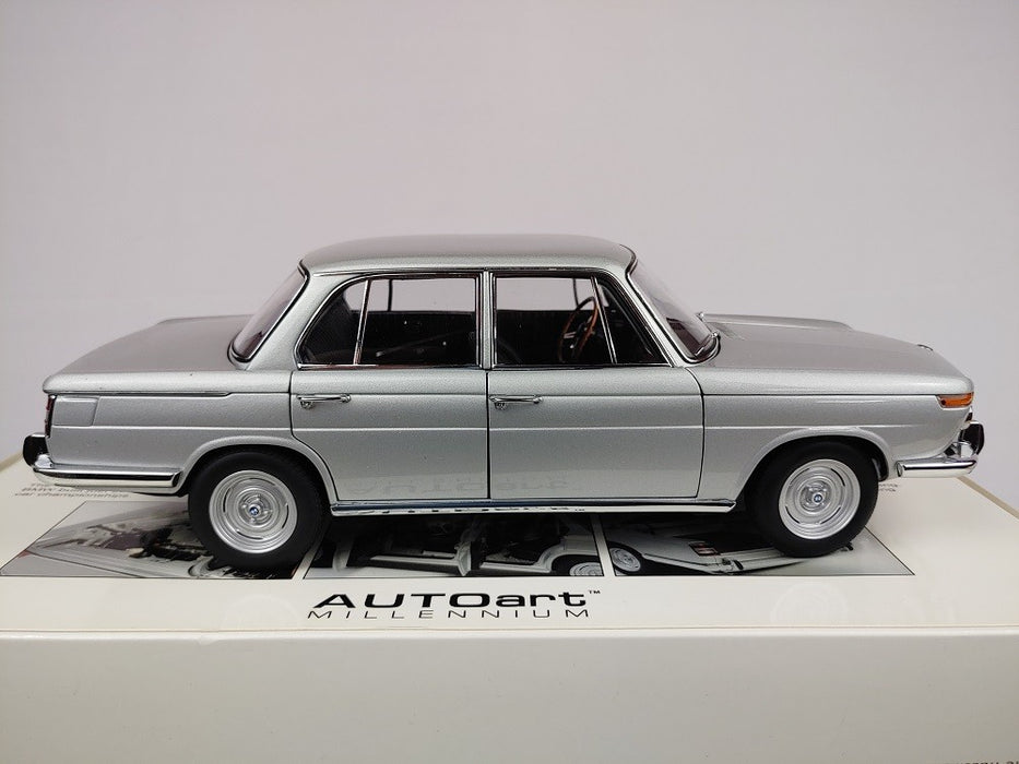 BMW 1800 TI/SA Neue Klasse Street Class  silver  - Autoart   1/18 -  70622  - Autoart   1/18 -  70502  Used  Read