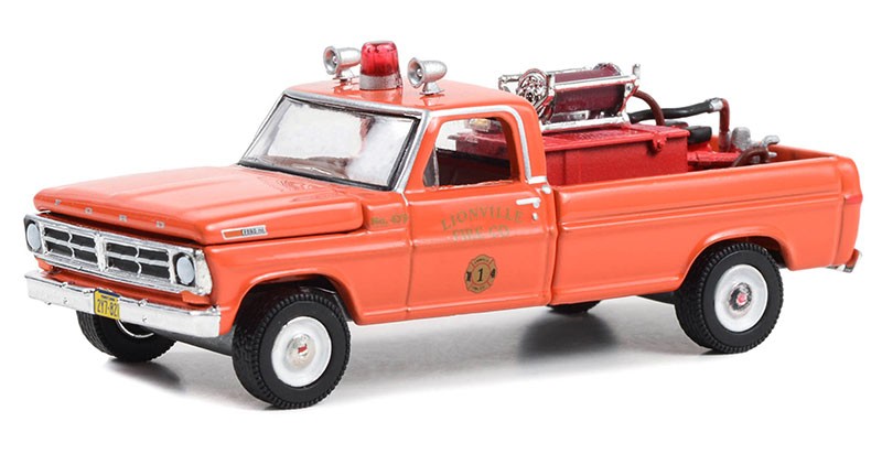 Lionville, Pennsylvania - 1972 Ford F-250 with Fire Equipment, Hose and Tank - Fire & Rescue Series 4 -1/64 Greenlight - 67050 A