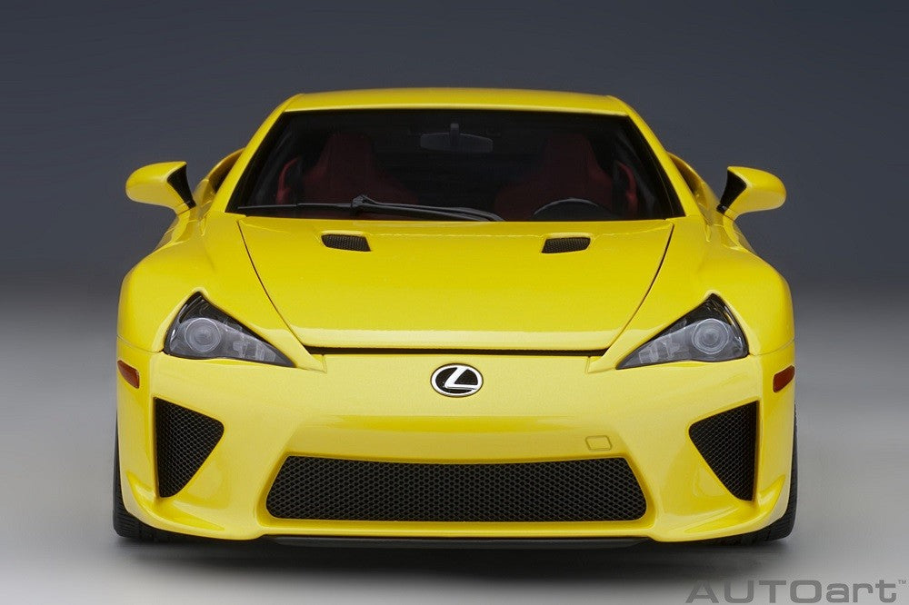 Lexus LFA (Pearl Yellow) - Autoart - 78854 Passion Diecast