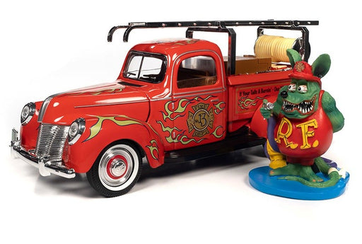 Rat Fink - Fire Truck with Resin Figure in Red with Flame Graphics - Auto World - 1/18 - AWSS143