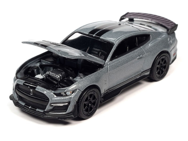 2021 Shelby GT500 - Carbon Edition in Iconic Silver with Twin Black Stipes on Lower Rockers - Auto World - 1/64 - AWSP114 B