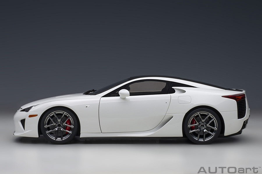 Lexus LFA (Whitest White/Carbon) - Autoart - 78851 Passion Diecast