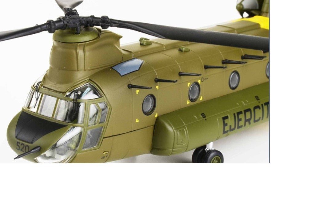 Boeing CH-47C Chinook / Fuerza Aerea Argentina, AE-520, Falkland Islands 1982 / Corgi 1:72 AA34217