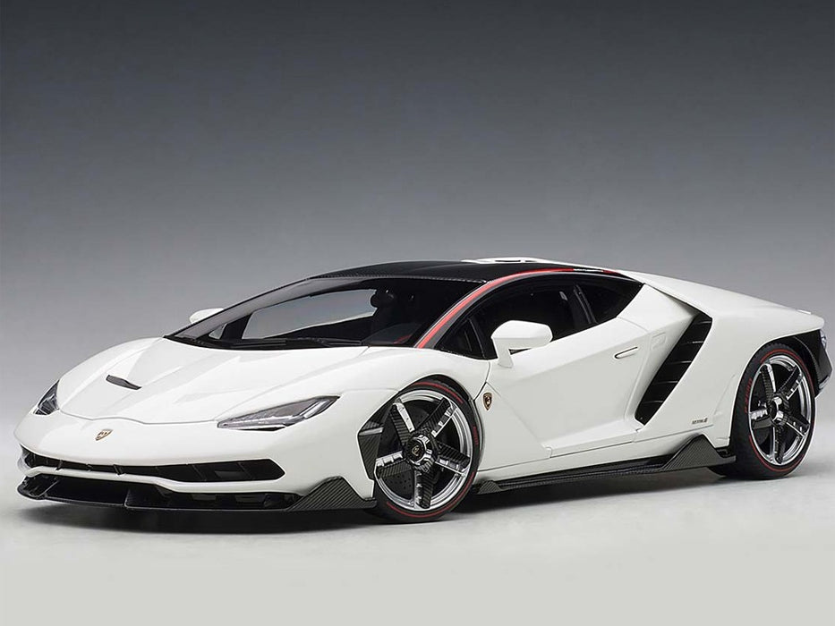 LAMBORGHINI CENTENARIO - SOLID WHITE  AUTOART 1/18  79111  Passion Diecast 