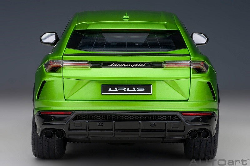 Lamborghini Urus (Verde Selvans) - Autoart - 79169 Passion Diecast