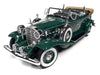 1932 CADILLAC V16 PHAETON - Auto World - 1/18 -  AW314 - Passion Diecast 