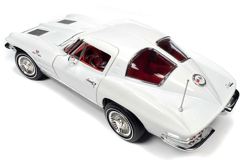 1963 Chevrolet Corvette Coupe in Ermine White - (MCACN) - Auto World / American Muscle - 1/18 - AMM1308 Passion Diecast