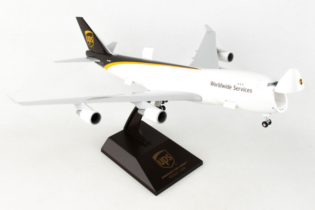 UPS Boeing 747-400F with gear and opening - N570UP / Skymarks 1:200  SKR1113