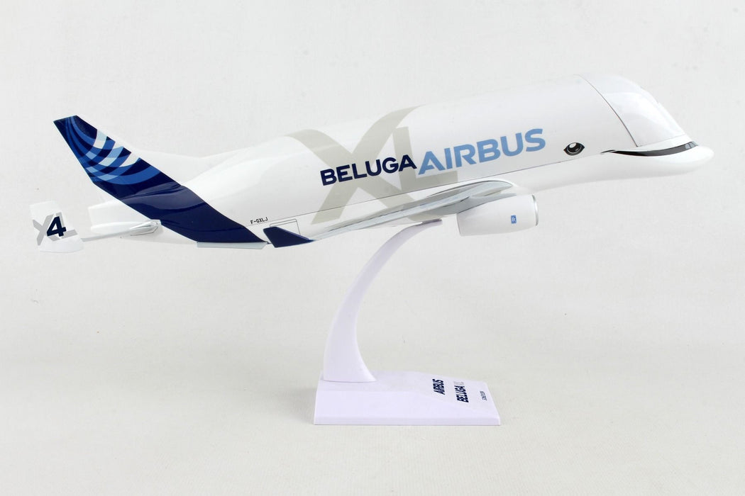 Airbus Beluga XL "interactive" F-GXLJ / Skymarks 1:200  SKR1090