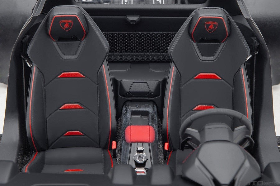 Lamborghini Huracan Evo (Rosso Bia) - Autoart - 79213  Passion Diecast