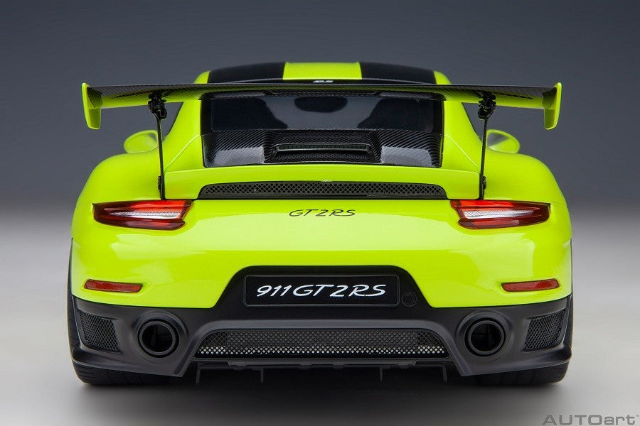 Porsche 911 (991.2) GT2 RS Weissach Package (Acid Green) - Autoart - 78187  Passion Diecast