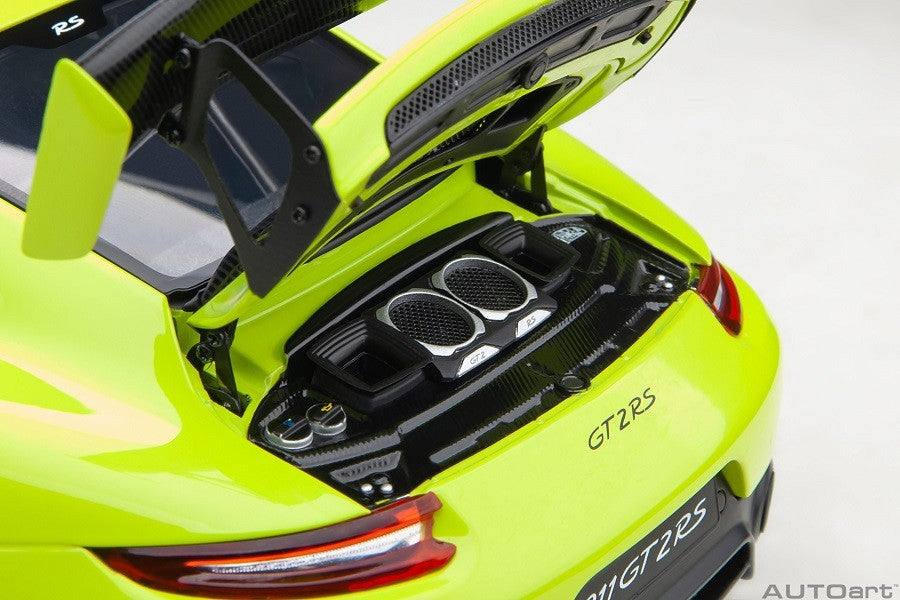 Porsche 911 (991.2) GT2 RS Weissach Package (Acid Green) - Autoart - 78187  Passion Diecast