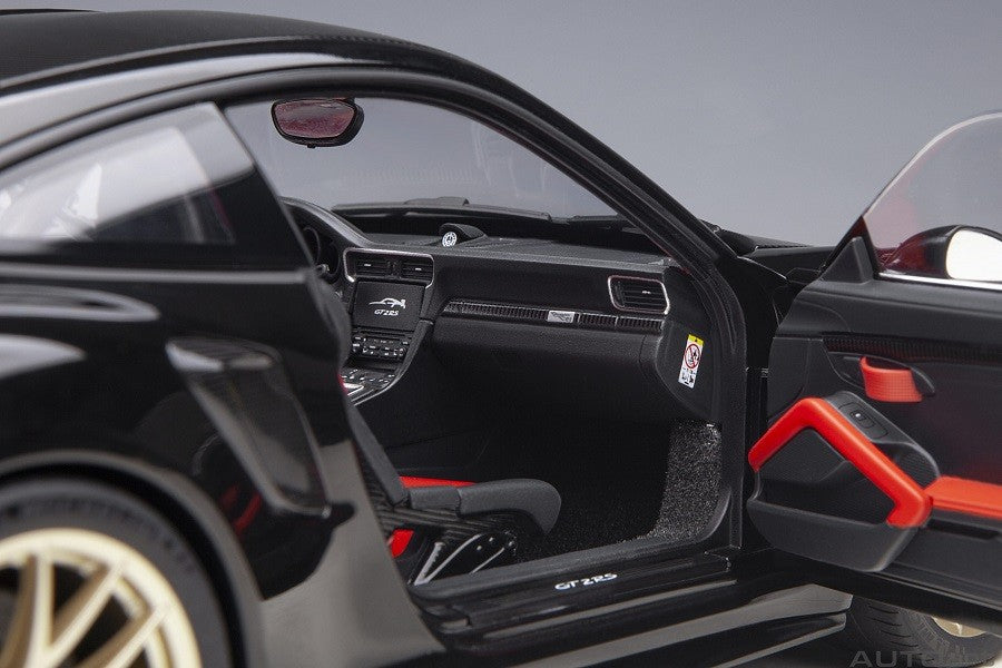 Porsche 911 (991.2) GT2 RS Weissach Package (Black) - Autoart - 78186 Passion Diecast