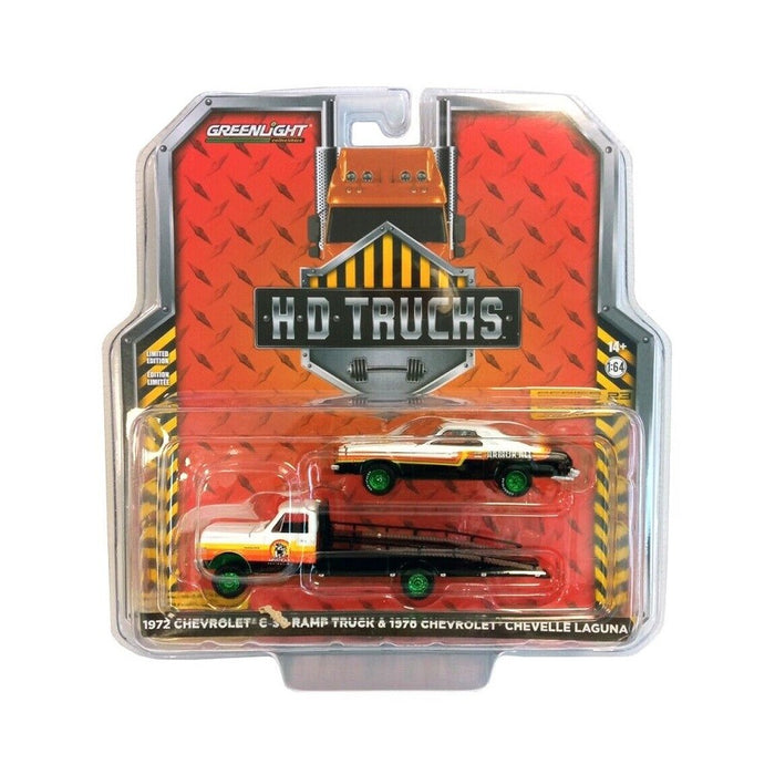 GreenMachine Armor All - 1972 Chevrolet C-30 Ramp 1976 Chevrolet Laguna - H.D. Trucks Series 23 - Greenlight  1/64 - 33230 AGR