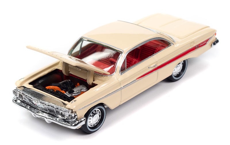 1961 Chevrolet Impala in Coronna Cream - Johnny Lightning - 1/64 - JLSP353 A Passion Diecast