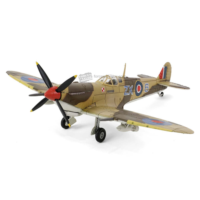 Supermarine Spitfire Mk IX - RAF , Eugeniusz Horbaczewski, La Fouconnerie, Tunisia, April 1943 / Forces of Valor 1:72 812005D