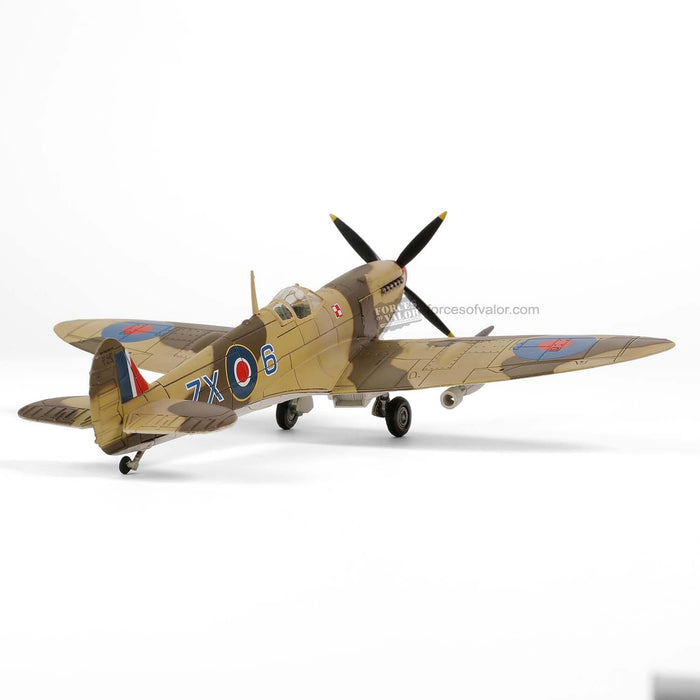 Supermarine Spitfire Mk IX - RAF , Eugeniusz Horbaczewski, La Fouconnerie, Tunisia, April 1943 / Forces of Valor 1:72 812005D