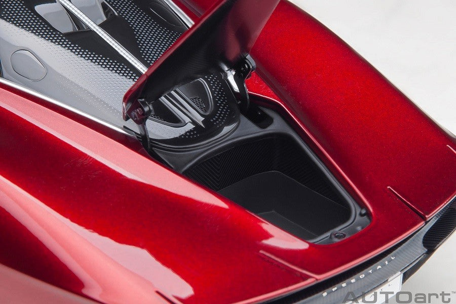 McLaren Speedtail (Volcano Red) - Autoart - 76087 Passion Diecast