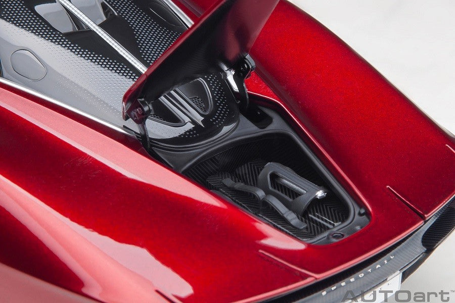 McLaren Speedtail (Volcano Red) - Autoart - 76087 Passion Diecast