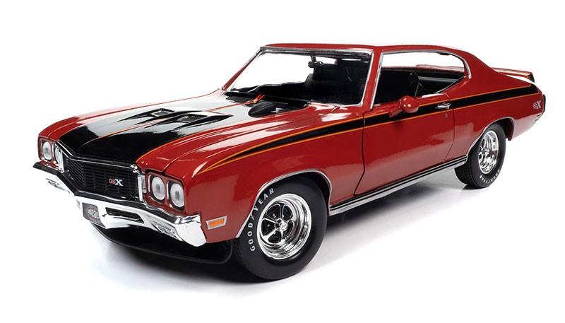1972 Buick GSX in Fire Red - Class of 1972 - MCACN - Auto World / American Muscle 1/18 -  AMM1301 - Passion Diecast 