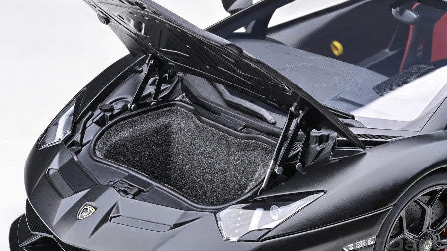 Lamborghini Aventador SVJ (Nero Nemesis) - Autoart - 79219 Passion Diecast