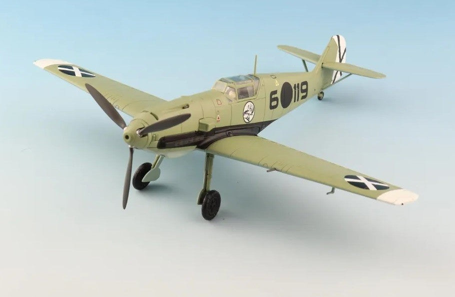 Messerschmitt Bf 109E-3 Luftwaffe 1.J/88 Condor Legion Condor, S. Reents, Spain Civil War Spring 1939 / Hobby Master 1:48 HA8718