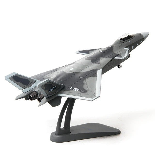 Chengdu J-20 Mighty Dragon PLAAF, China  Air Force  -  1:/100 -  Air Force 1 - AF1-0063A