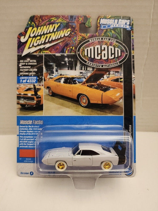 CHASE CAR 1969 Dodge Charger Daytona in Hemi - Johnny Lightning 1/64 - JLSP288 AGR Passion Diecast