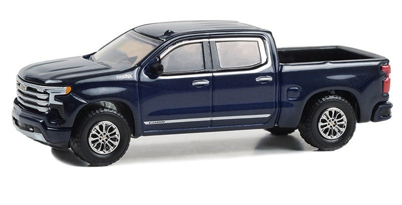 2023 Chevrolet Silverado High Country - Showroom Floor Series 4 - 1/64 Greenlight - 68040 A