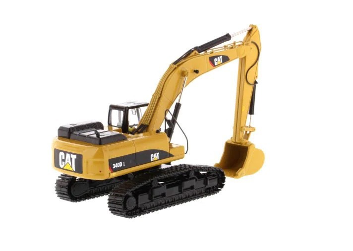 (Pre-Order ) Caterpillar 340D L  Hydraulic Excavator with 2 Figurines -  Core Classics Series - Diecast Master  1/50-  85908C