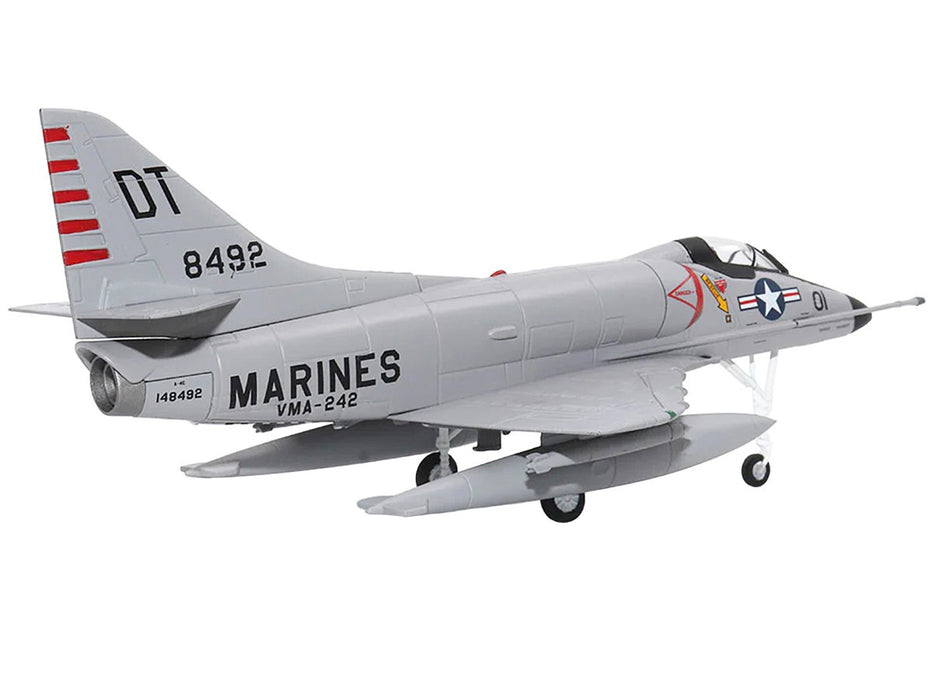 McDonnell Douglas A-4C Skyhawk Attack Aircraft "US Navy -  Militaria Die Cast  1/72 - 27291-56