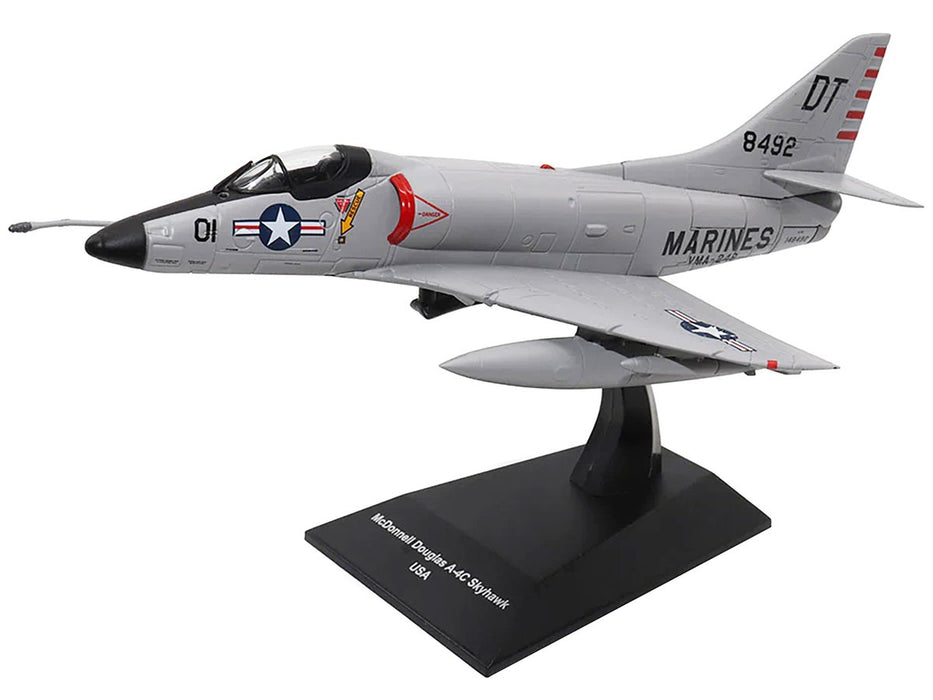 McDonnell Douglas A-4C Skyhawk Attack Aircraft "US Navy -  Militaria Die Cast  1/72 - 27291-56