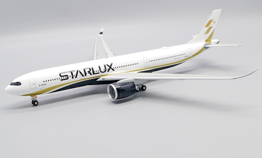 Starlux Airlines  Airbus  A330-900neo - B-58302 /  JC Wings  1:200 - EW2339002