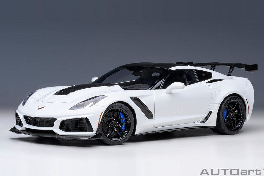 Chevrolet Corvette C7 ZR1 (Arctic White) - Autoart - 71270 Passion Diecast