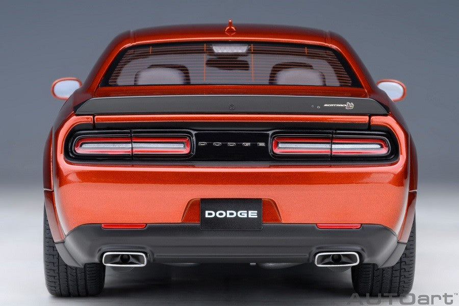 DODGE CHALLENGER R/T SCAT PACK WIDEBODY 2022 (SINAMON STICK) - Autoart - 71773 Passion Diecast