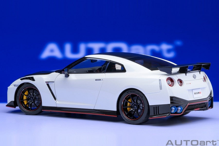 Nissan GT-R (R35) Nismo 2022 Special Edition (Brilliant White Pearl) - Autoart - 77501 Passion Diecast
