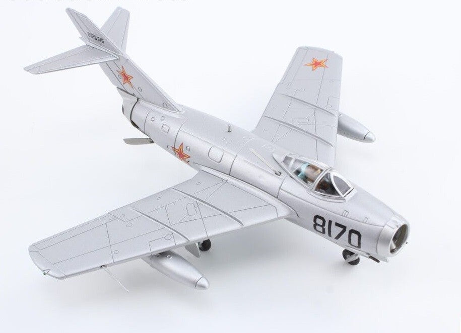 Mikoyan-Gurevich MiG-15 Fagot / Soviet Air Force Black 8170, USSR 1950s / Hobby Master 1:72 HA2420