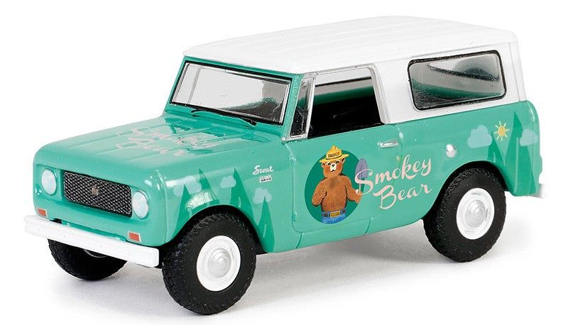 1961 Harvester Scout - Smokey Bear Series 3 - 1/64 Greenlight - 38060 B