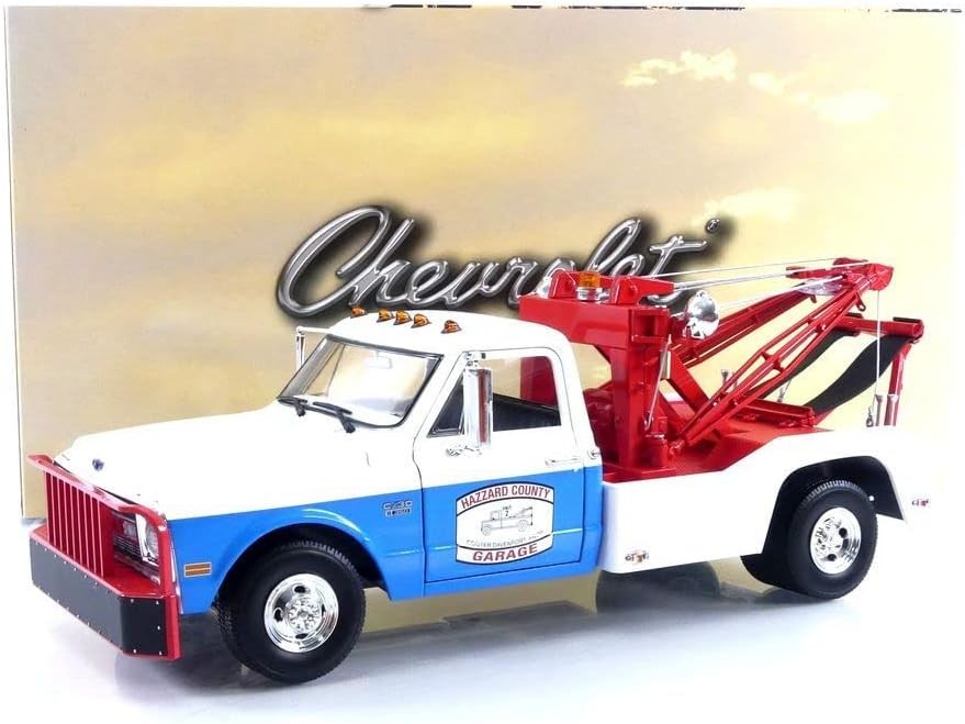 1969 Chevrolet C-30 Dually Wrecker - Hazzard County Garage -  1/18  Greenlight 13622