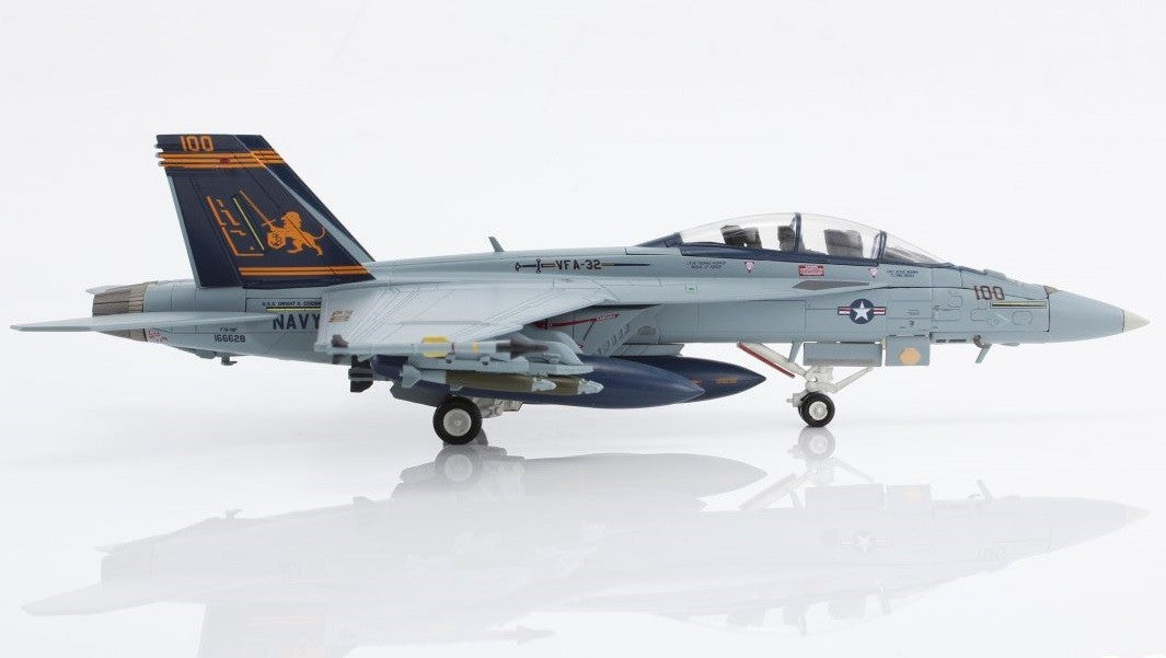 McDonnell Douglas F/A-18F Super Hornet / USN VFA-32, Oshkosh, WI, EAA AirVenture 2023 / Hobby Master 1:72 HA5137