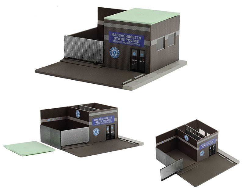 Massachusetts State Police - Hot Pursuit Central Command -  Mechanic's Corner Series 10 - Greenlight 1/64 - 57101