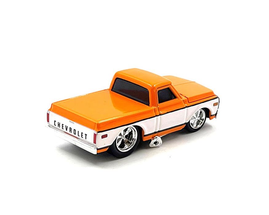 1972 Chevrolet C-10 Pick Up Edelbrock - White with Orange - Mijo Exclusives - Maisto - Muscle Machines 1/64 - 15567OR