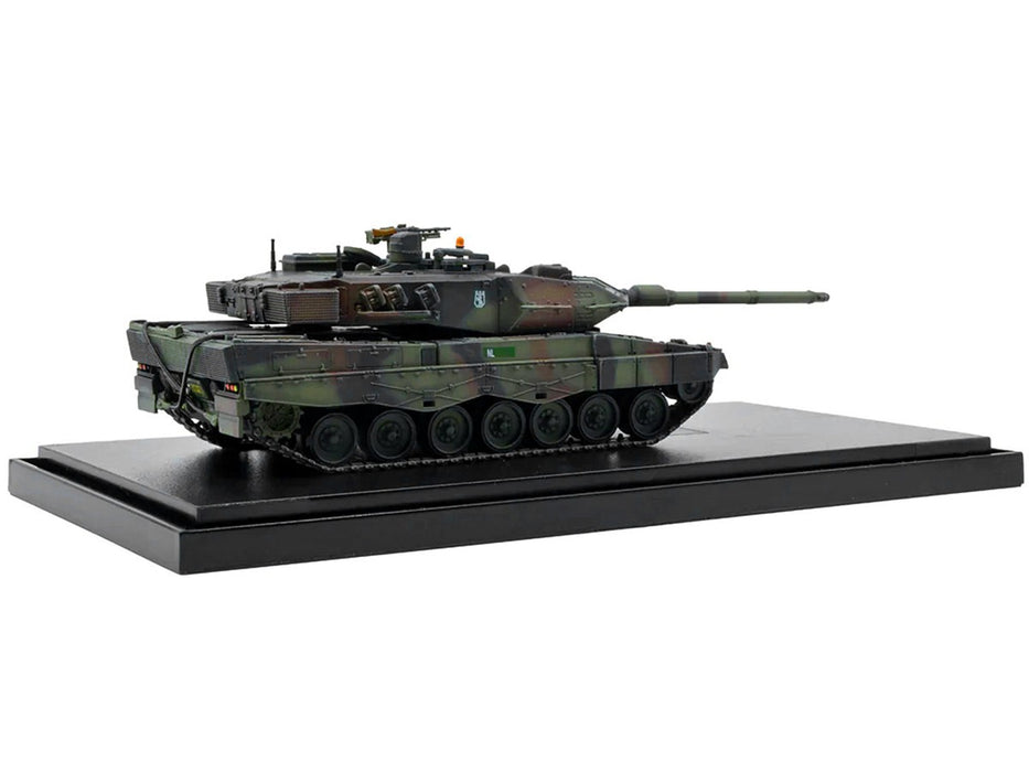 Krauss-Maffei Leopard 2A6NL / Royal Netherlands Army, Netherlands / Panzerkampf 1:72 PK-12213