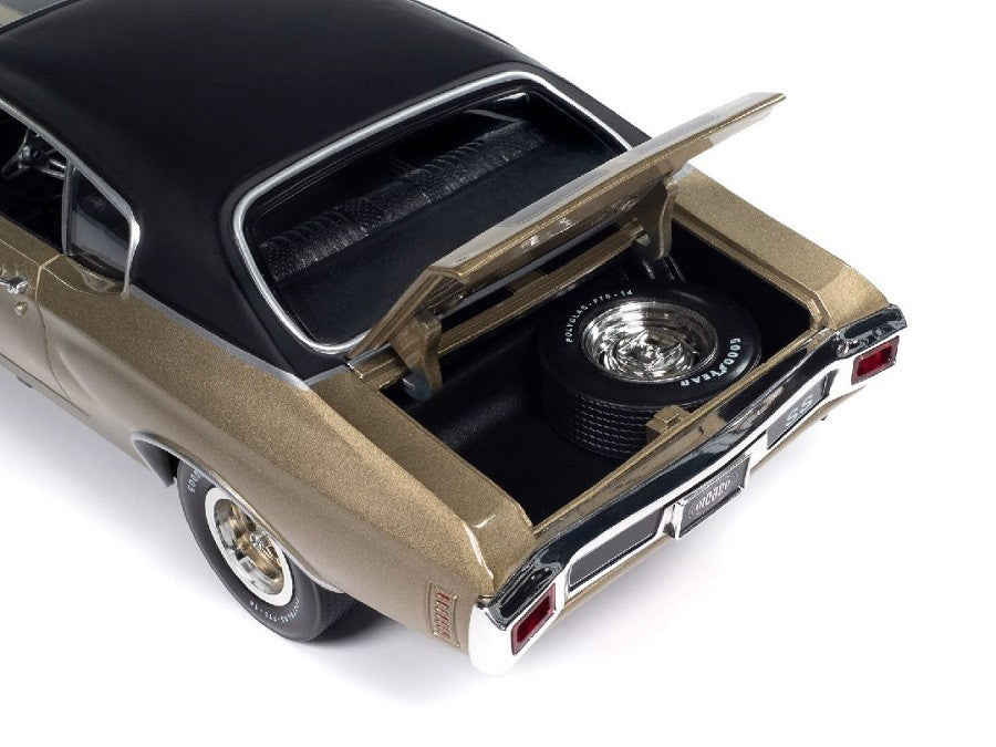 1970 Chevy Chevelle SS Gold/Black - Auto World / American Muscle 1/18 - AMM1332 Passion Diecast