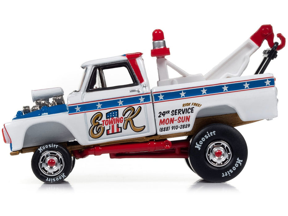 1965 CHEVY TOW TRUCK ZINGER - limited to 2496 - Johnny Lightning 1/64 - JLSP365 Passion Diecast