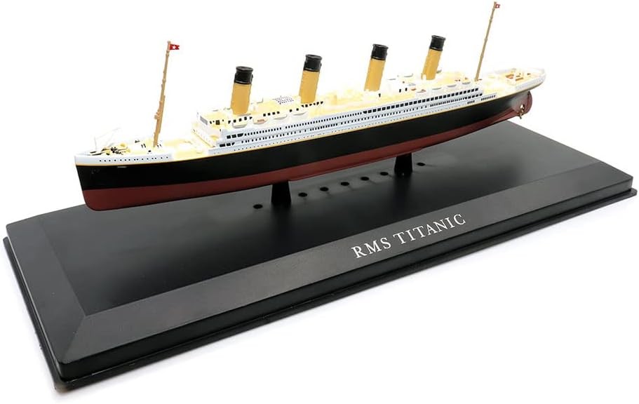 White Star Line, RMS Titanic 1912 / Legendary Cruise Ships 1:1250  241945