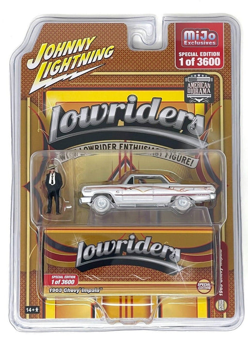 CHASE CAR Lowriders 1963 Chevrolet Impala with American Diorama Figure Limited 3,600 - Johnny Lightning 1/64 - JLCP7459GR
