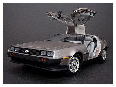 1981 DE LOREAN DMC 12 COUPE STAINLESS STEEL FINISH - Sunstar- 1/18 - SS-2701
