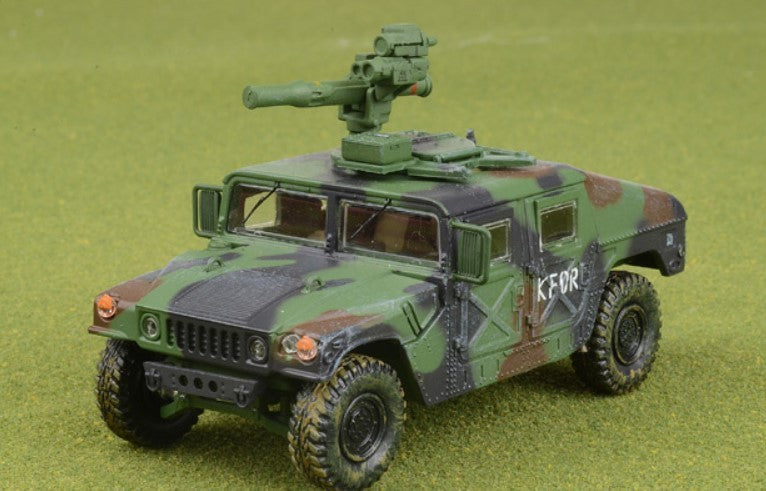 (Online only) AM General M1046 TOW Missile HMMWV / USMC 8th Marine Rgt, Gnjilane, Kosovo, 1999 / Panzerkampf 1:64 - 12501AB